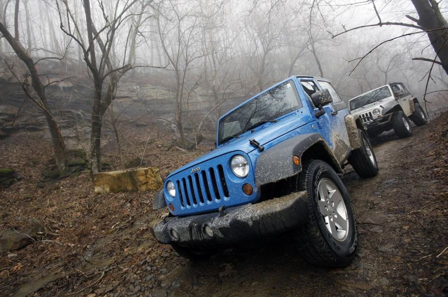  Jeep Wrangler Sport 2012 года  (фото 54 из 60)